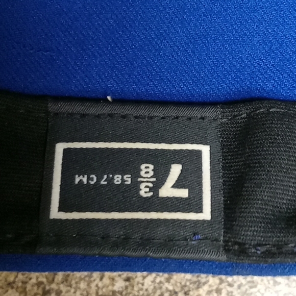 Hat - Picture 4 of 5